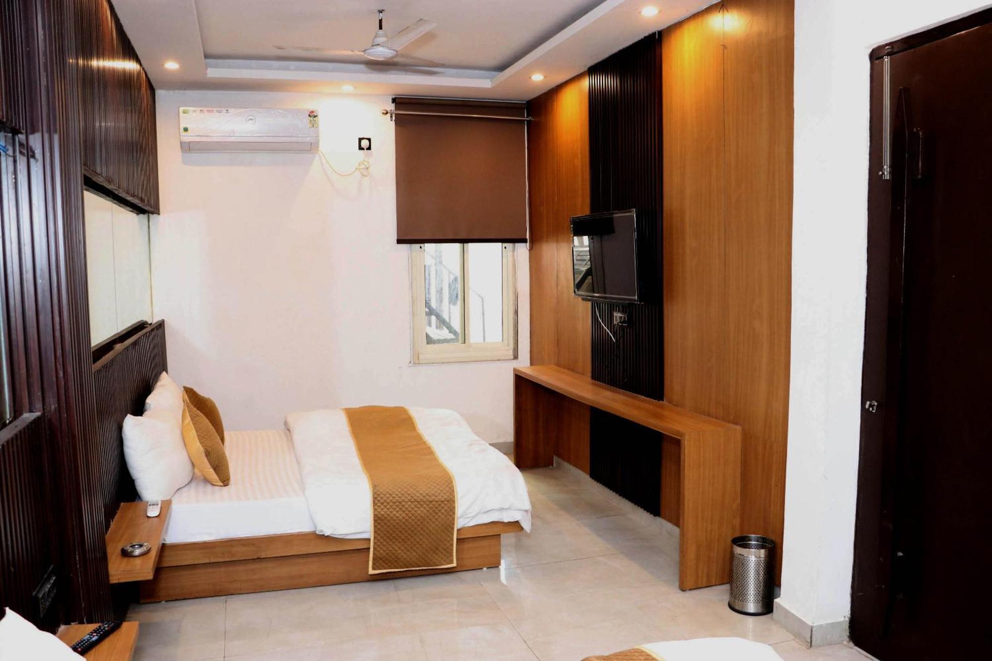 Bunk Hostel Delhi Best Backpacking Accommodation نيودلهي المظهر الخارجي الصورة